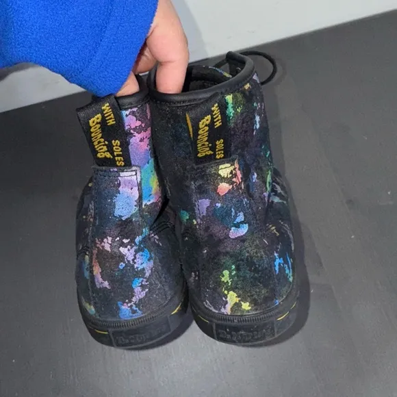 Dr. Martens Sheridan WOMEN'S Confetti Suede Casual Boots