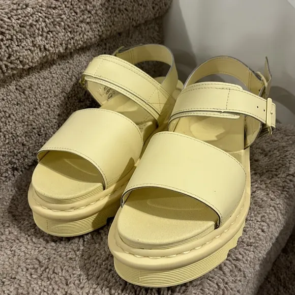 Dr martens Voss Mono Chalk Sandals Size 10