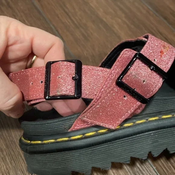 Dr. Martens VOSS PINK FINE GLITTER size 11