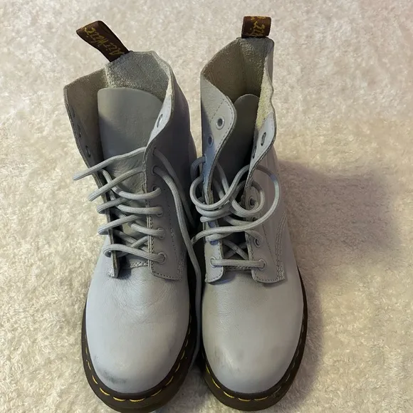 Dr.Martens Blue Moon Pascal Virginia Leather Boots‎ Size 8L