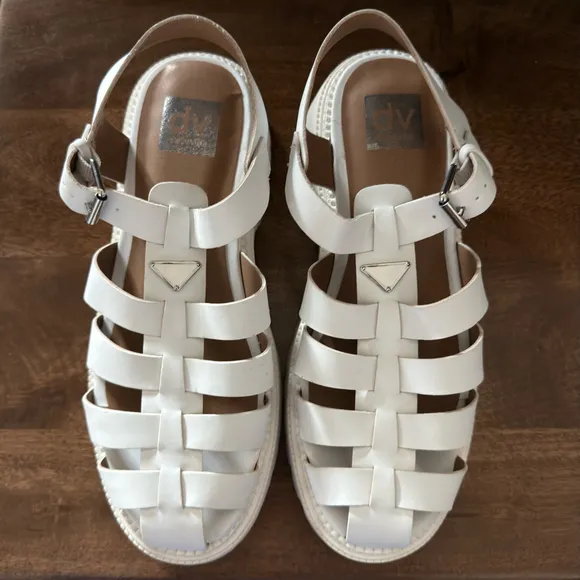 DV by Dolce Vita White Faux Leather Loera Fisherman Chunky Sandals Womens Size 8