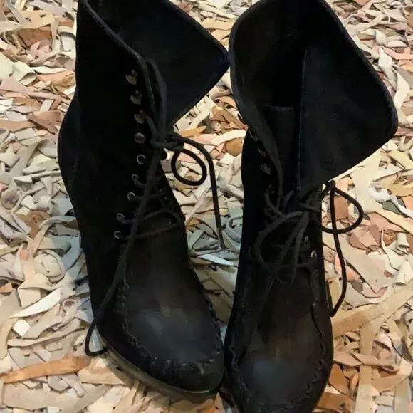 DVF Black Jameson heeled Boots Booties suede 9.5 moccasin