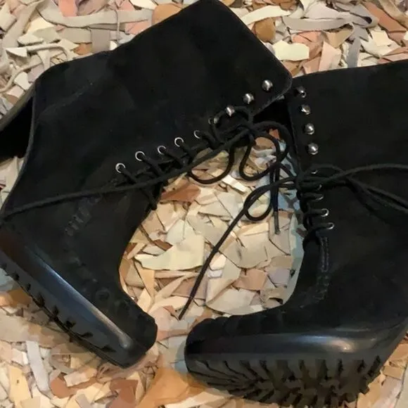 DVF Black Jameson heeled Boots Booties suede 9.5 moccasin