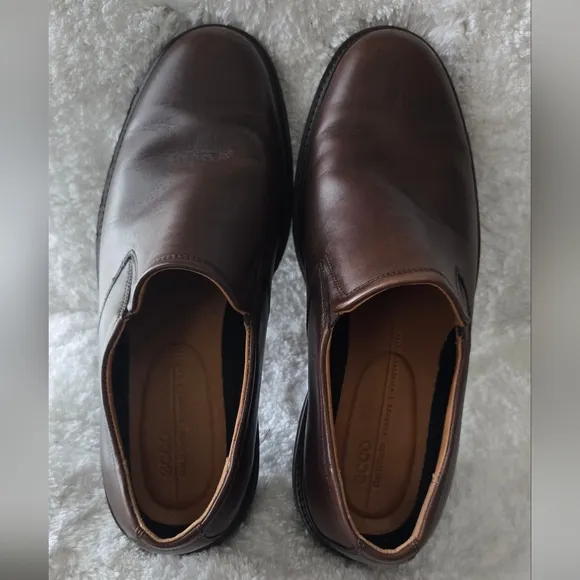 Ecco Brown Slip-On Loafers with Durable Rubber Sole