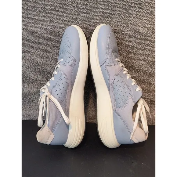 ecco fashion Sneakers Women's 10 Baby Blue Leather Suede Shoes 2719