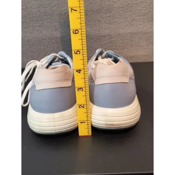 ecco fashion Sneakers Women's 10 Baby Blue Leather Suede Shoes 2719