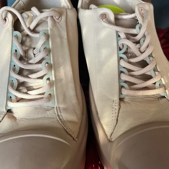 ECCO Flexure T cap leather sneaker