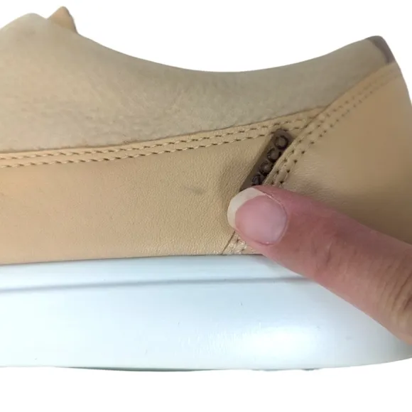 ECCO Soft 7 Slip On Leather Sneakers NEW Women 41 10 10.5 Beige Nude Tennis Shoe