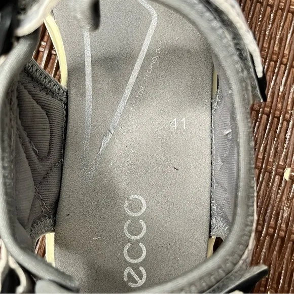 ECCO Yucatán Adjustable Strap Hiking Sandals Size 10