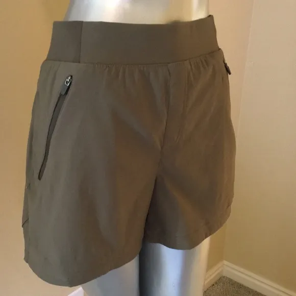 EDDIE BAUER | First Ascent Pull-On Hiking Shorts