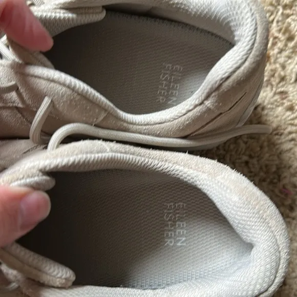 Eileen Fisher | Haste Casual Low Sneakers Beige Suede Lace Up Shoes | 7