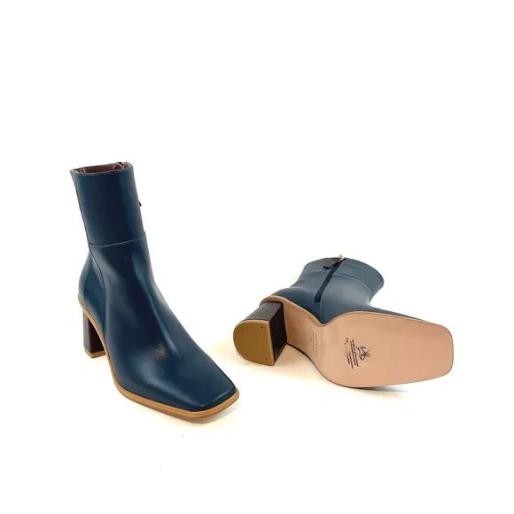 Elegant Blue Leather Ankle Boots