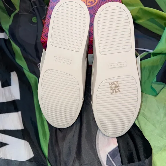 Elegant White Women's Sneakers