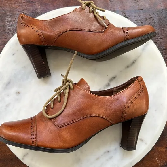 ETIENNE AIGER Women's Nada Heeled Booties Leather Lace Up Brown 8M