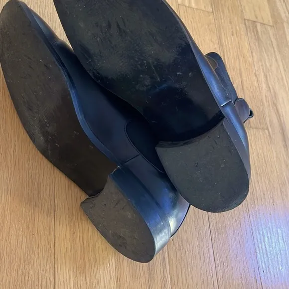 Everlane Italian leather Chelsea Boots US 7