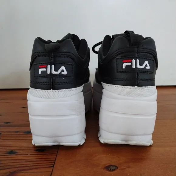 Fila Women's Disruptor Wedge Athletic Shoes Size 5.5 EUC