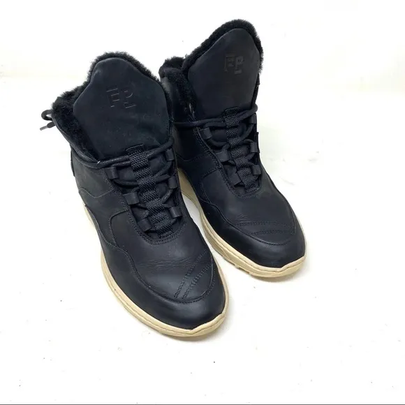 Filling Pieces Black High top fur lined fashion shoes Mondi Shark Depok