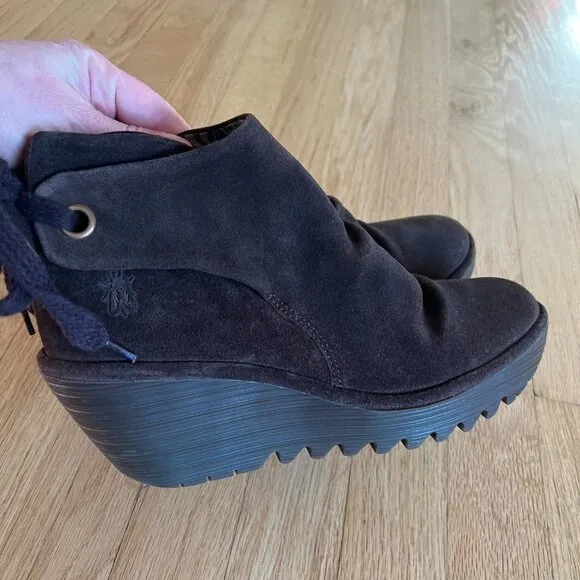 Fly London Yebi Brown Suede Ankle Tie Wedge Ankle Boots Women's Size 39