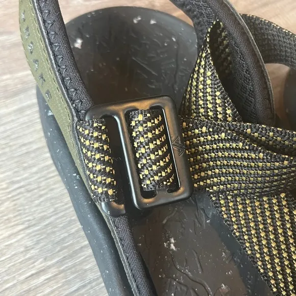 Forsake Rogue River Hiking Sandals Sandals Green Black Gum Mens 10 EU 43