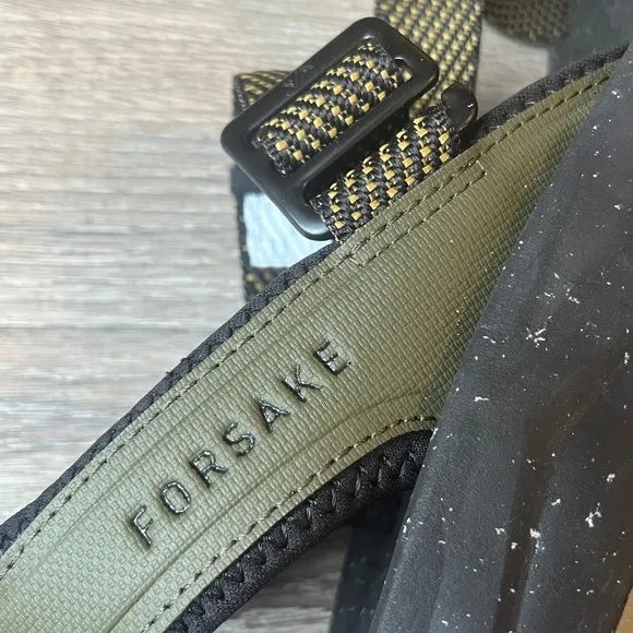 Forsake Rogue River Hiking Sandals Sandals Green Black Gum Mens 10 EU 43