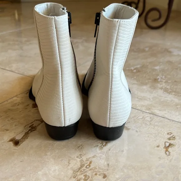 Frame Le MADDOX Leather Ankle Boots