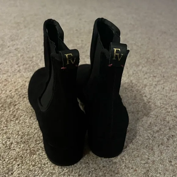 FRANCES VALENTINE Black Suede Leather Chelsea Boots