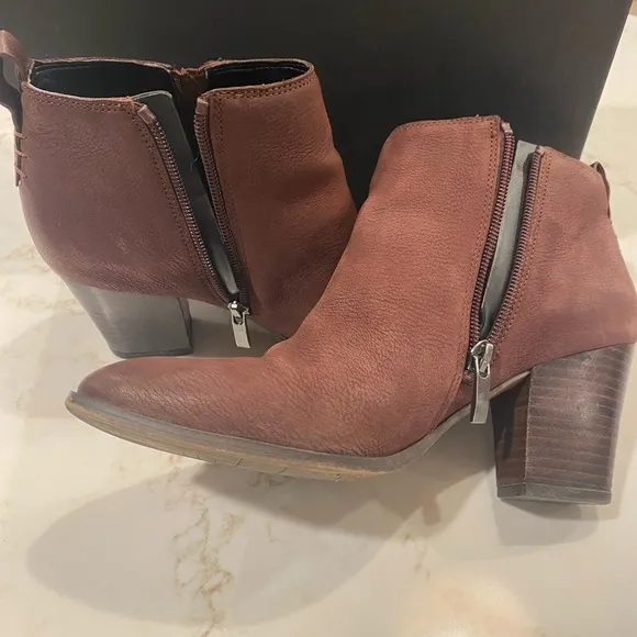 Franco Sarto Women's Maroon Cordovan Red Suede Leather Boots Booties Size 7.5