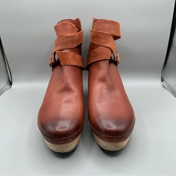 Free People Brown Bungalow Wooden Clog Strappy Boots Booties Women’s Size 41/10