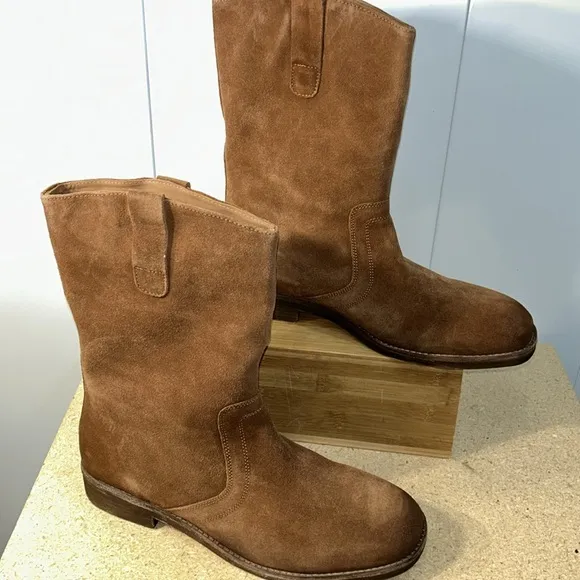 Free People Easton Equestrian Suede Boots (TS10)