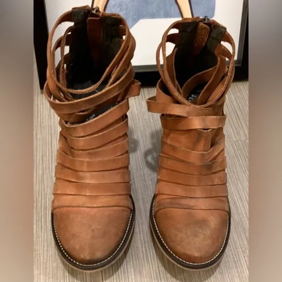 Free People Strappy Hybrid Suede boho distressed ankle booties in Brown size 6.5
