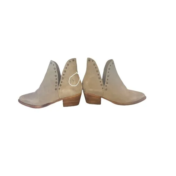 Free People Studded Charm Double V Ankle Boots  Camel Suede Size 6.5