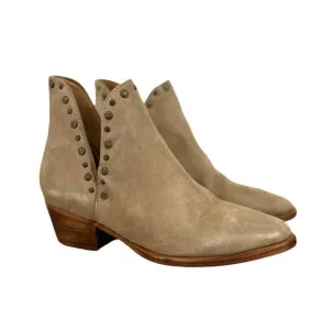 Free People Studded Charm Double V Ankle Boots  Camel Suede Size 6.5