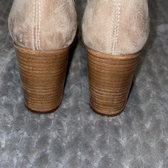 Free People Vero Cuoio Dakota Heel Boots.  Size 37.  Made in Italy.
