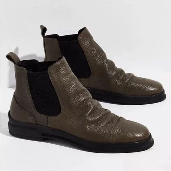 Free People x Bueno Scout Chelsea Boot EU 37 US 6.5