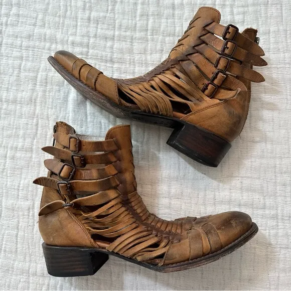 FREEBIRD BY STEVEN Sally' Huarache Bootie Leather Rare And Retired, Women’s 9