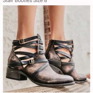 Freebird By Steven Stair Gray  Distressed Leather Strappy Ankle Boots Size 9