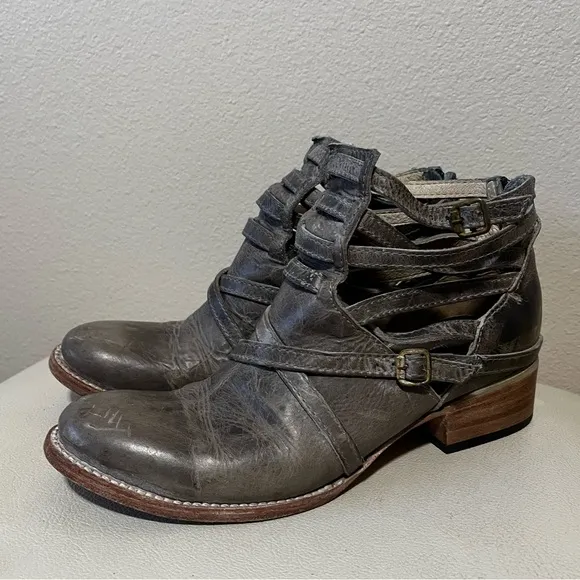 Freebird By Steven Stair Gray  Distressed Leather Strappy Ankle Boots Size 9