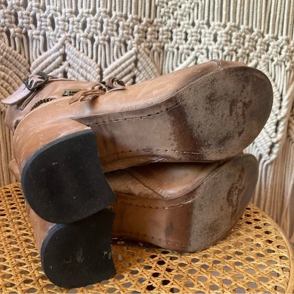 Freebird by Steven “Zombi” Distressed Zipper Boots