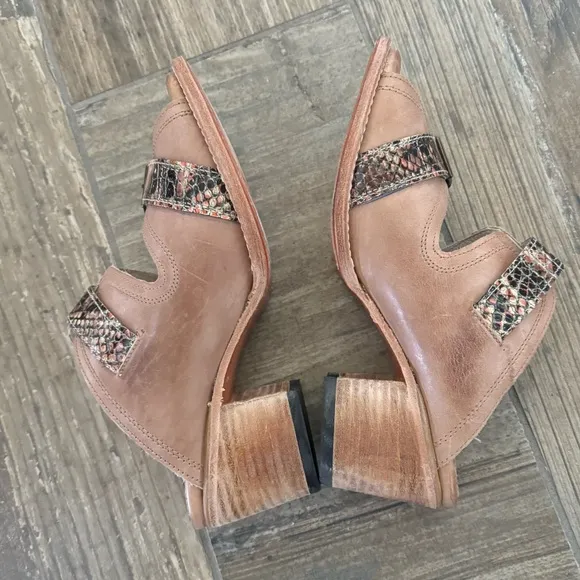 Freebird Caprice Sandals Women’s size 9