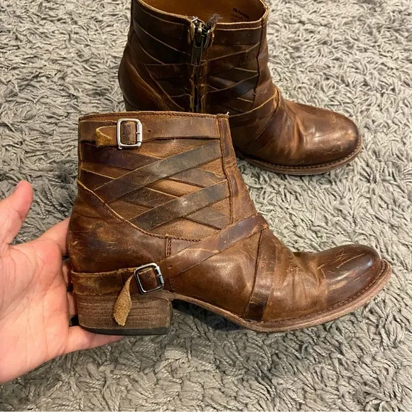 Freebird Sammi Strappy Distressed Leather Boots Size 7