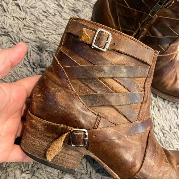 Freebird Sammi Strappy Distressed Leather Boots Size 7