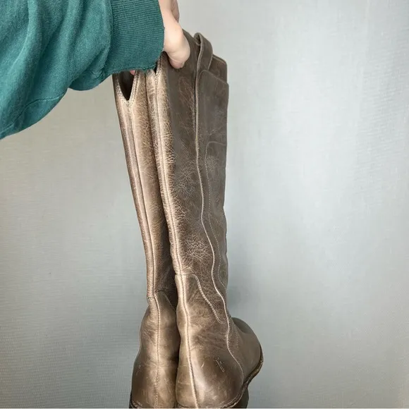 FRYE | 7.5 Tan Brown Distressed Leather Riding Boots Paige Tall