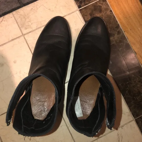 Frye Demi leather zipper leather boots