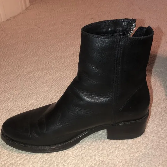 Frye Demi leather zipper leather boots