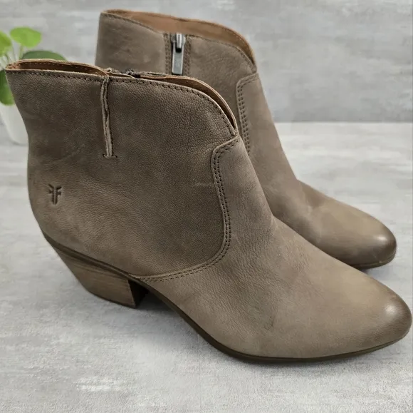 Frye Jennifer Casual Zip Ankle Boots Womens Size 8.5M
