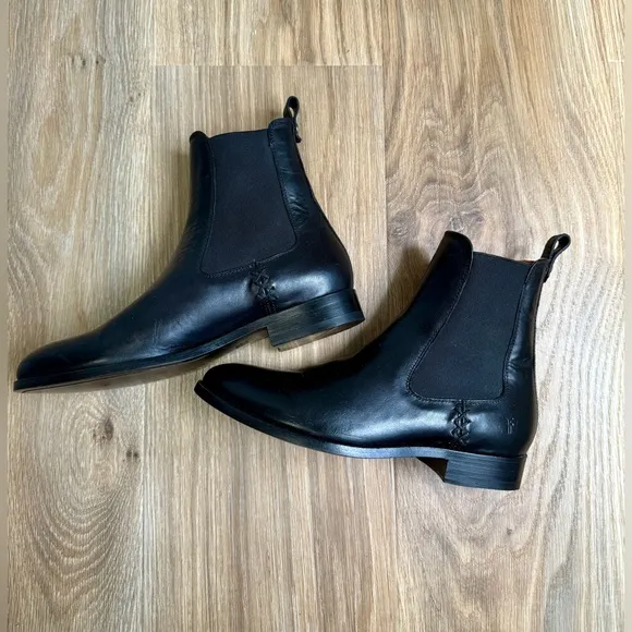 Frye Melissa Chelsea Boots for Women Size 8 B NWOT