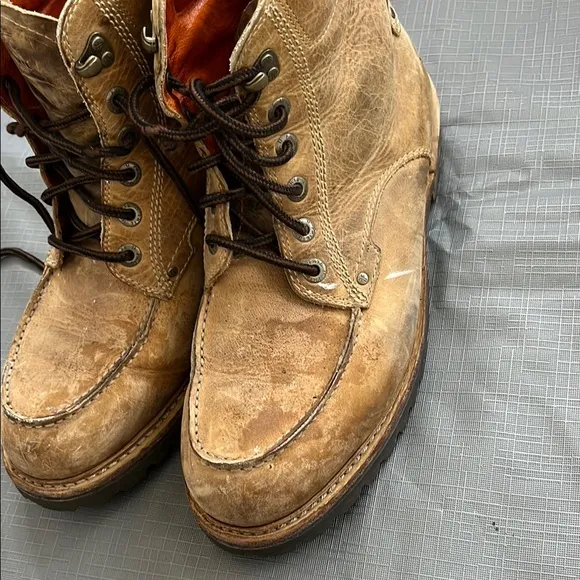 Frye Men's Tan Leather Boots