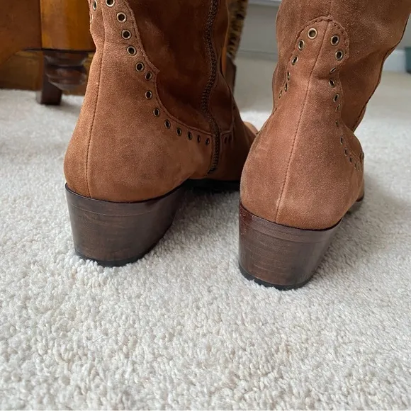 Frye Ray Grommet Brown Suede Women's Boots 9.5 NWOT