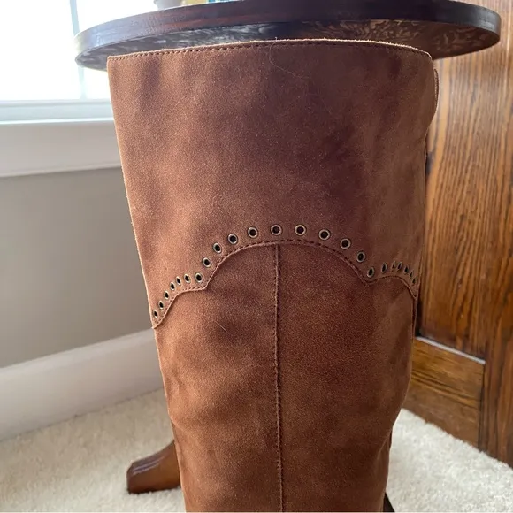 Frye Ray Grommet Brown Suede Women's Boots 9.5 NWOT