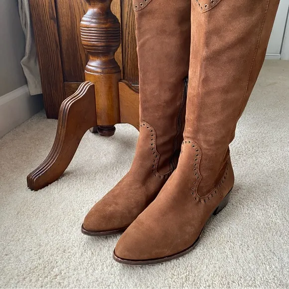 Frye Ray Grommet Brown Suede Women's Boots 9.5 NWOT